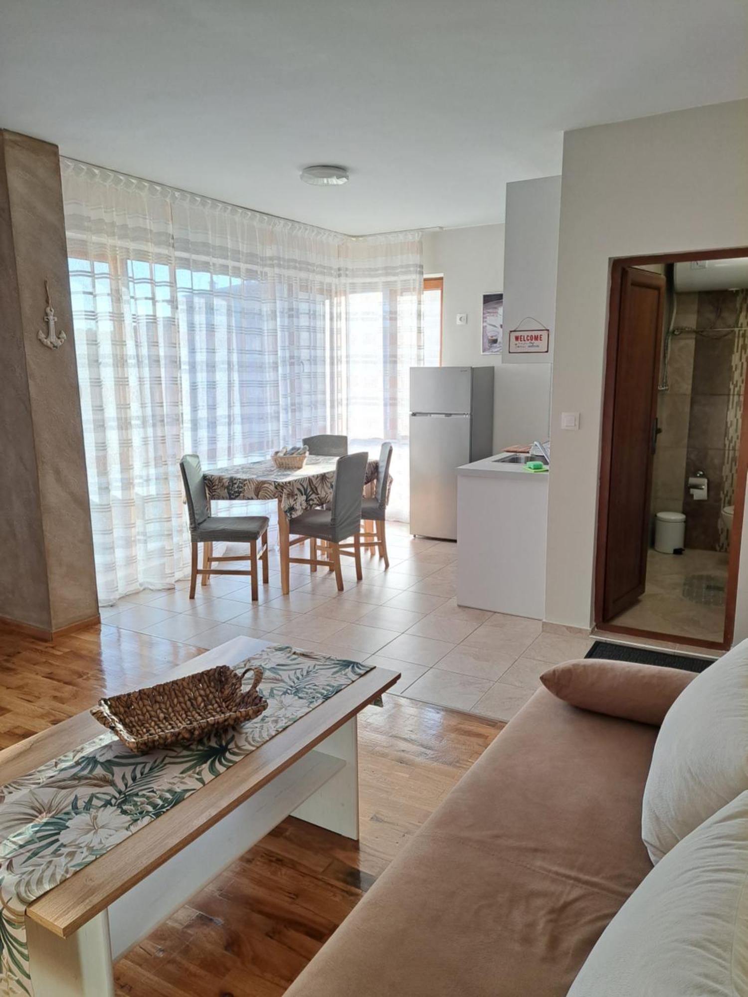Megi Apartments, Sity Несебир