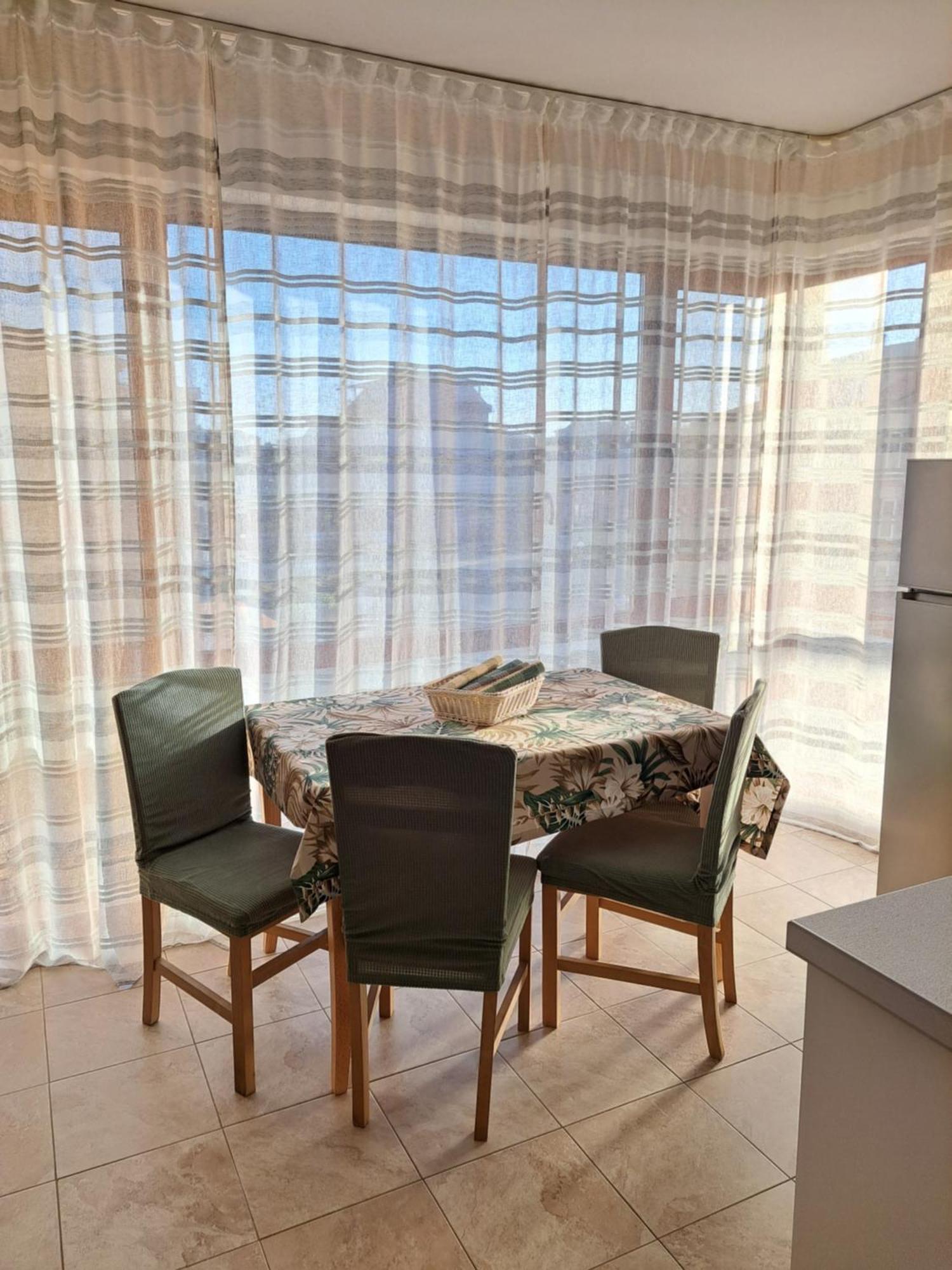 Апартаменти Megi Apartments, Sity Несебир