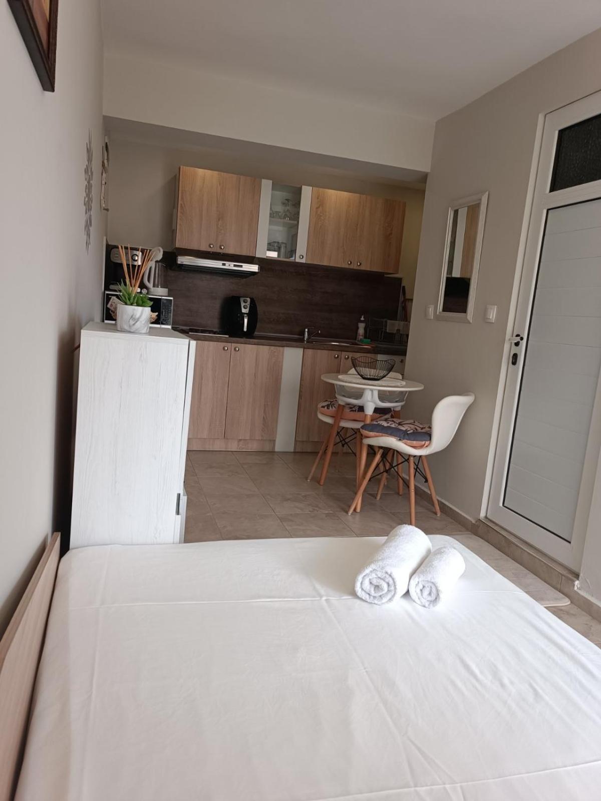 Апартаменти Megi Apartments, Sity Несебир